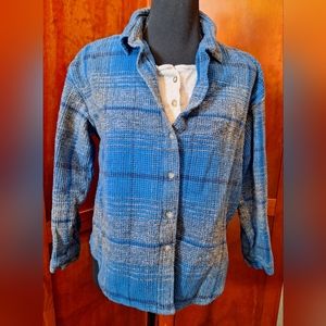 🐦QUIZZ NEW YORK 100% cotton button down shirt with faux undershirt. Size L